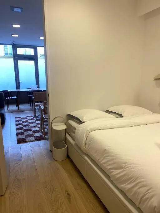 Modern Parisian Flat In Montparnasse Area Apartment Paris